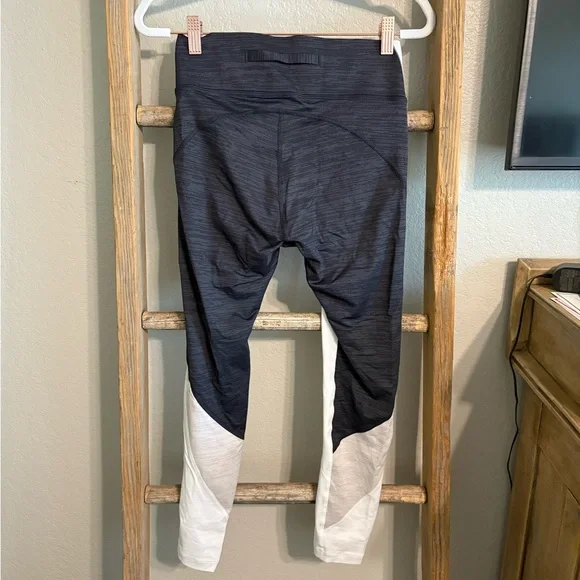 Outdoor Voices TechSweat 7/8 Zoom Legging - Picture 6 of 7